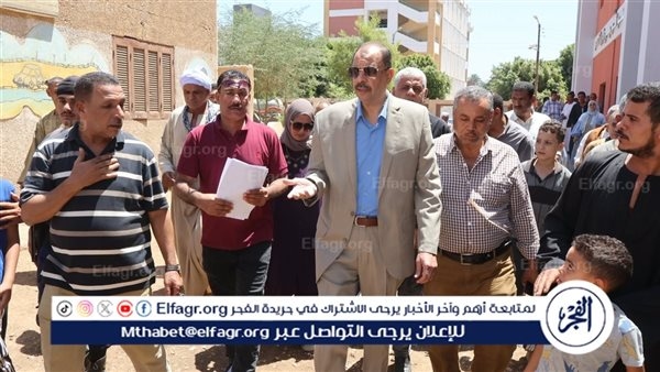 محافظ سوهاج: يتفقد مستوى الخدمات المقدمة للمواطنين والوضع العام بقرية " المدمر "