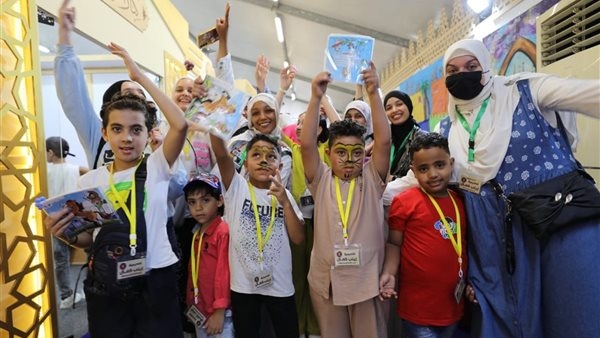 جناح الأزهر يختتم مشاركته في معرض الإسكندرية للكتاب