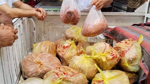 ضبط 11 طنًا من مصنعات وهياكل ومفروم الدواجن فاسدة بالجيزة