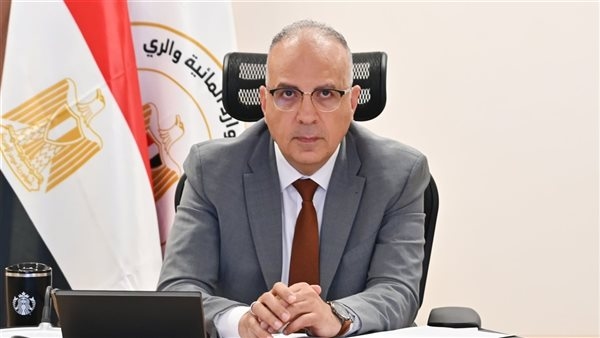 وزير الري: تطوير كورنيش النيل بالقليوبية مع الحفاظ على القطاع المائى لنهر النيل