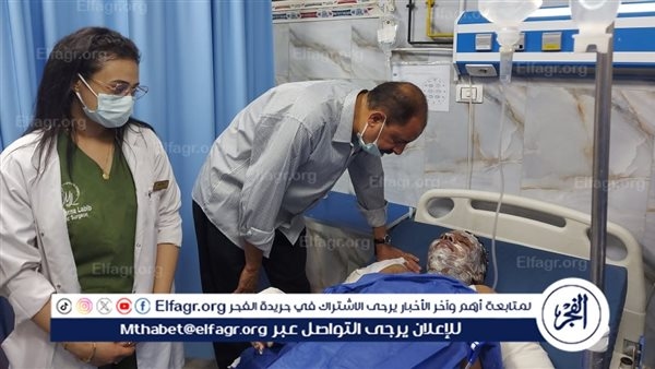 محافظ سوهاج يتفقد مصابي حريق مطعم "ميدان الشبان" ويوجه بتوفير الرعاية الطبية