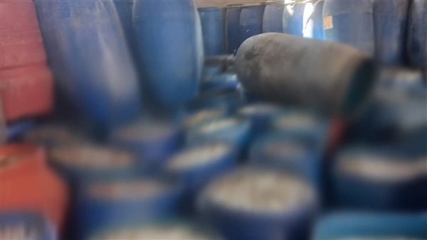 محافظ الشرقية يُتابع مجهودات "شؤون البيئة" في تنفيذ حملات على المنشآت الغذائية والصناعية بديرب نجم ومنيا القمح وههيا