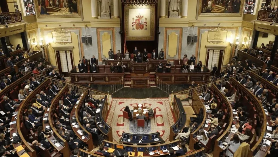 البرلمان الإسباني يمنع بيع الأسلحة للكيان الصهيوني