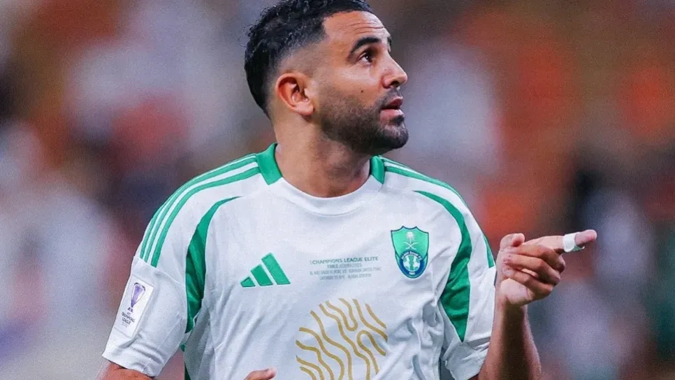 محرز حسمها.. الأفضل في تاريخ الجزائر