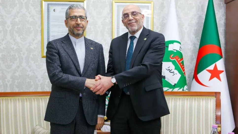 السفير الإيراني يشيد بموقف الجزائر