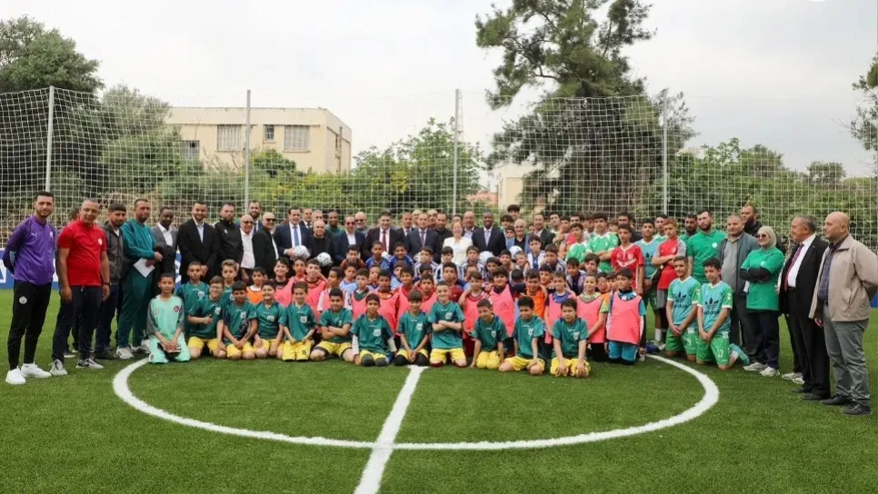 تدشين ملعب "فيفا آرينا" بالجزائر