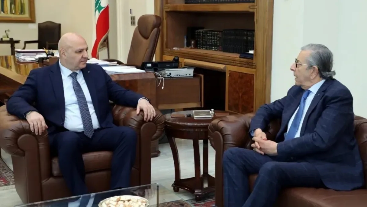 الرئيس اللبناني يستقبل السفير الجزائري