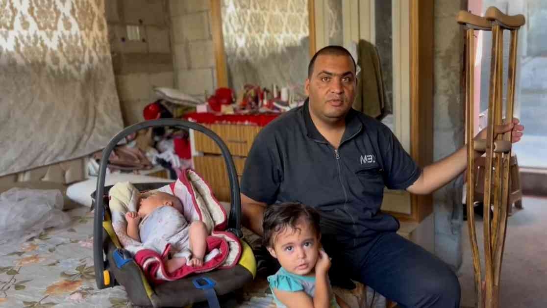 مأساة عز الدين الباز وعائلته: بين التجويع والفقر والبتر