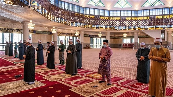 موضوع خطبة الجمعة اليوم عن العلم.. "إذا استنار العقل بالعلم أنار الدنيا"