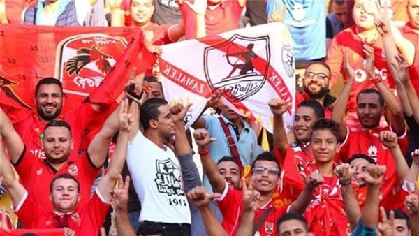 بعد دعم إبراهيم شيكا.. لقطات إنسانية تجسد الروح الرياضية بين جماهير القطبين
