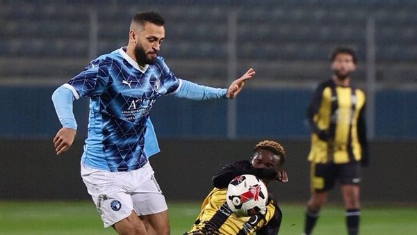التعادل السلبي يحسم الشوط الأول بين بيراميدز والمقاولون العرب