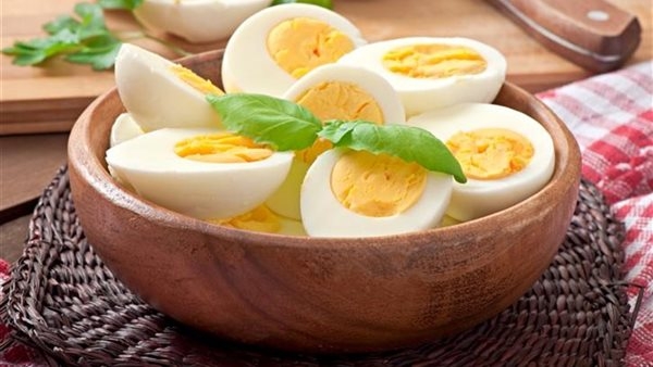 آثار جانبية يسببها الإفراط في تناول البيض المسلوق.. أبرزها الإصابة بأمراض القلب