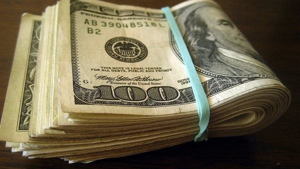 سعر الدولار اليوم الأربعاء في البنوك والسوق السوداء 21 - 5