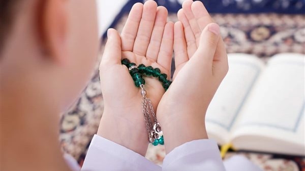 وزارة الأوقاف توضح شروط وأسباب استجابة الدعاء