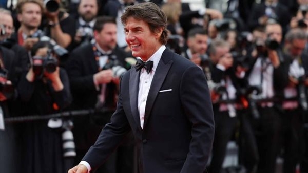 توم كروز يفتتح كلمته في «سينما كون» بلحظة صمت على روح كيلمر