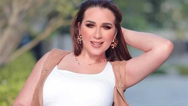 أسما شريف منير تحتفل بزواجها.. صور