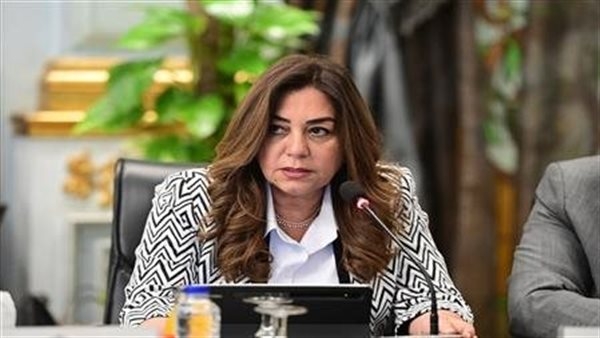 "إقالة سكرتير عام سوهاج وإزالة عقار مخالف بالكامل بمنطقة عين شمس".. حصاد التنمية المحلية