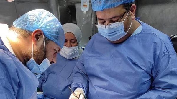 مستشفى جامعة سوهاج ينقذ شاب من طعنة نافذة خطيرة بالقلب والرئة