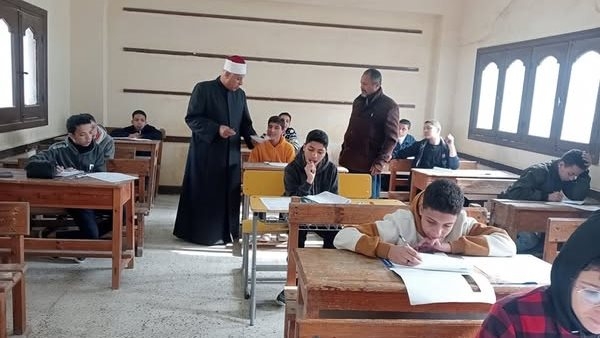 تعرف على ضوابط إجراء امتحانات الأول الابتدائي وحتى الثاني الثانوي الأزهري