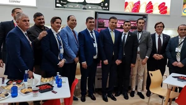 وزير الزراعة يبحث زيادة تصدير شتلات الفراولة والموالح بالتعاون مع جامعة فلوريدا الأمريكية