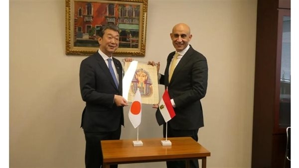 أول تعليق من رئيس لجنة التعليم بالبرلمان الياباني حول زيارة محمد عبداللطيف لبلاده