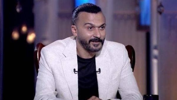 طليقة إبراهيم سعيد ترد باكية على اتهاماته: أنا اللي شايلة المسؤولية وقاعدة في شقة إيجار