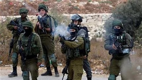 الاحتلال الإسرائيلي يصعد عدوانه على مدينة طولكرم الفلسطينية ومخيميها