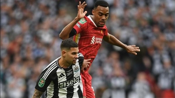 نيوكاسل يونايتد بطل كأس الكاراباو على حساب ليفربول