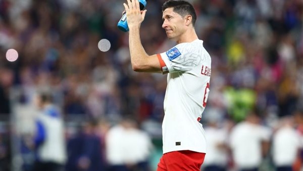قلق في برشلونة.. ليفاندوفسكي يكشف سبب استبداله أمام ليتوانيا