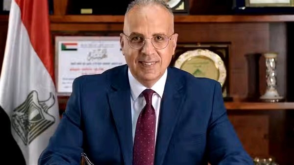 وزير الري يتابع موقف أعمال صيانة وتأهيل ورفع كفاءة تشغيل القناطر والخزانات