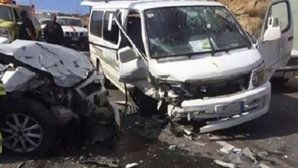 مصرع وإصابة 13 شخصا في حادث مروع بالبحيرة
