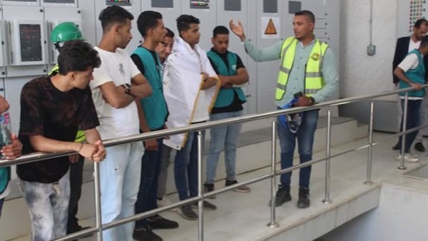 «مياه الأقصر» تستقبل طلاب الجامعة التكنولوجية لتفقد محطات المياه (صور)