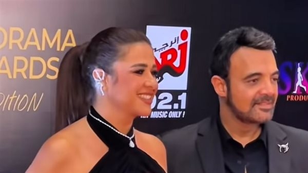 شقيق ياسمين عبد العزيز لعمرو محمود ياسين: "شكرا على وقفتك جنبها"