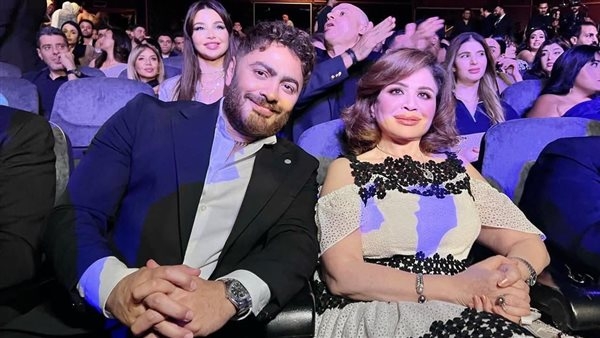 بعد حضورها العرض الخاص.. إلهام شاهين تشيد بفيلم ريستارت لتامر حسني: "هو موضوع الساعة"
