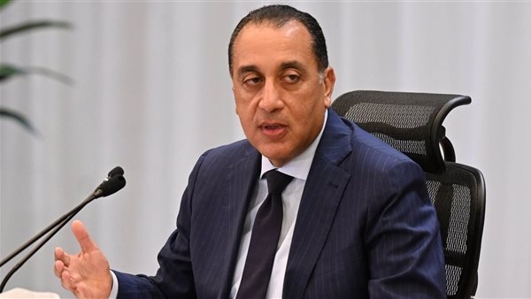 مدبولي: خلية استثنائية بالإجازات للتصدي لمحاولات للتعدي على الأراضي الزراعية أو البناء المخالف