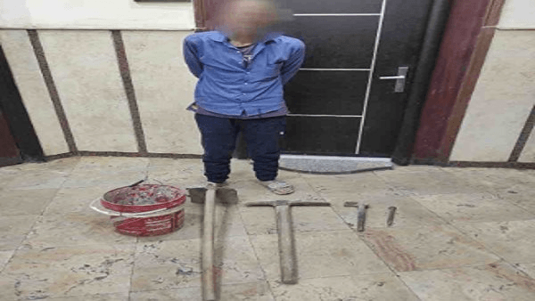 معلومة تقود الداخلية لضبط المتهم بالتنقيب عن الآثار داخل عقار بالدرب الأحمر