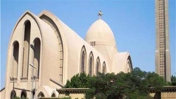 الكنيسة القبطية تحتفل بعيد العنصرة 2025: سر "السجدات الثلاث" وبداية صوم الرسل