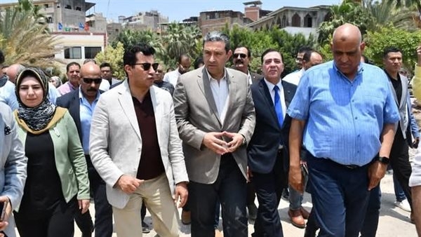 وزير الشباب والرياضة ومحافظ دمياط يتفقدان الأعمال الإنشائية بنادي سيتي كلوب