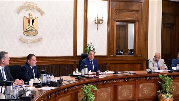 في ظل التوترات الإقليمية.. رئيس الوزراء يتابع خطة تأمين احتياجات الطاقة