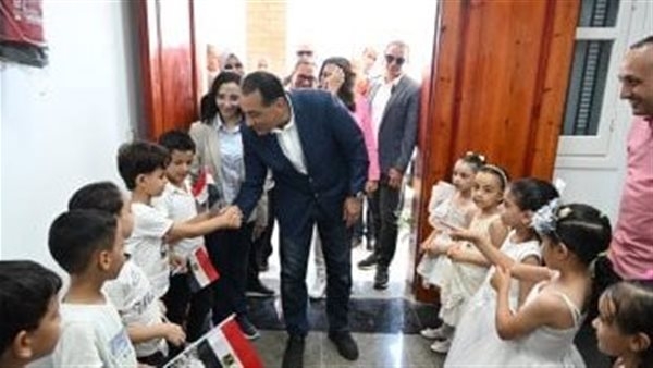 تفاصيل تفقد رئيس الوزراء مركز تنمية الأسرة والطفل بزاوية صقر