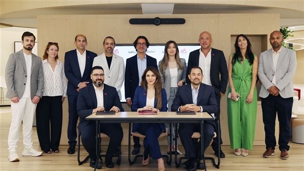 إي آند مصر توقع شراكة استراتيجية حصرية مع منصة "شاهد" لتوفير المحتوى الترفيهي لعملائها