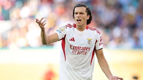 ريال مدريد يقترب من ضم كاريراس في صفقة صيفية واعدة