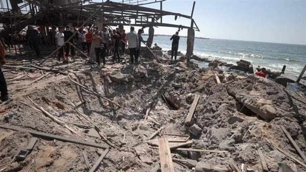 تحقيق يكشف تورط واشنطن في جريمة الحرب بمقهى في غزة