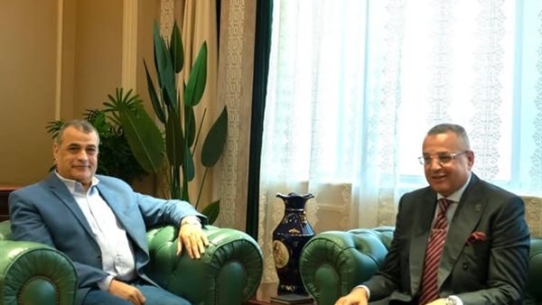 وزير الإنتاج الحربي يبحث مع محافظ جنوب سيناء سبل تعزيز التعاون