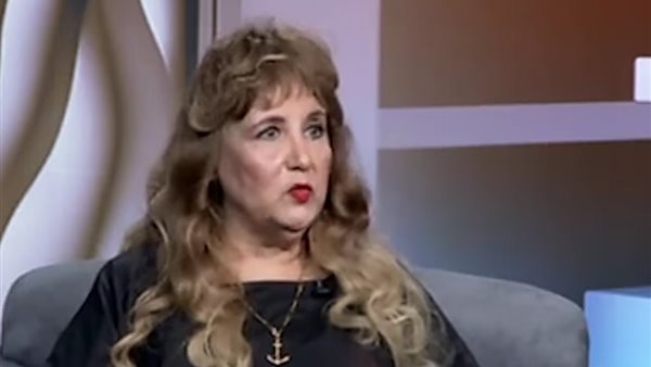 سميرة صدقي تكشف كواليس زيارتها لعبد الحليم حافظ.. وسبب تعرضها لأول ضربة من والدها
