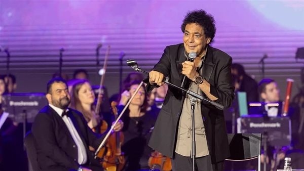محمد منير يطمئن الجمهور على حالته الصحية: "أنا بخير وفي مرحلة استكمال العلاج"