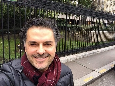هل منع راغب علامة من دخول الإمارات؟