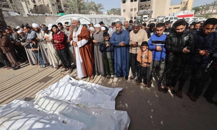 103 شهداء بغزة والاحتلال يكثف غاراته