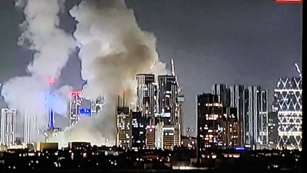 بدء الهجوم الإيراني على كيان الاحتلال.. والصواريخ تسقط مباشرة في 'تل أبيب' .. وإيران تعلن أسر قائدة طائرة إسرائيلية