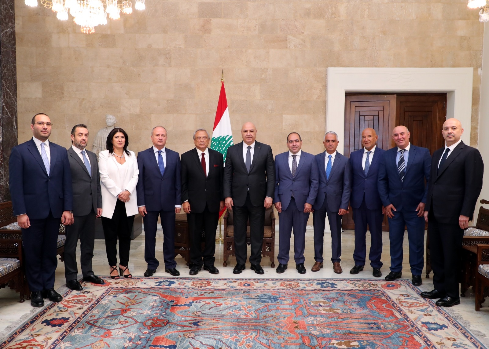 عون ينوّه بجهد مصرف الإسكان 'الجبّار' في هذه الظروف الاستثنائية من القروض